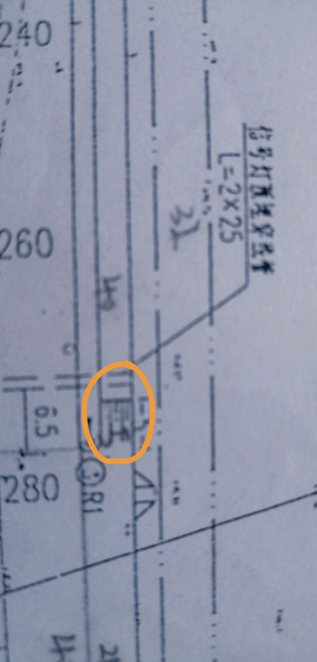 我想問一下這點算到機動車道還是非機動車道里面